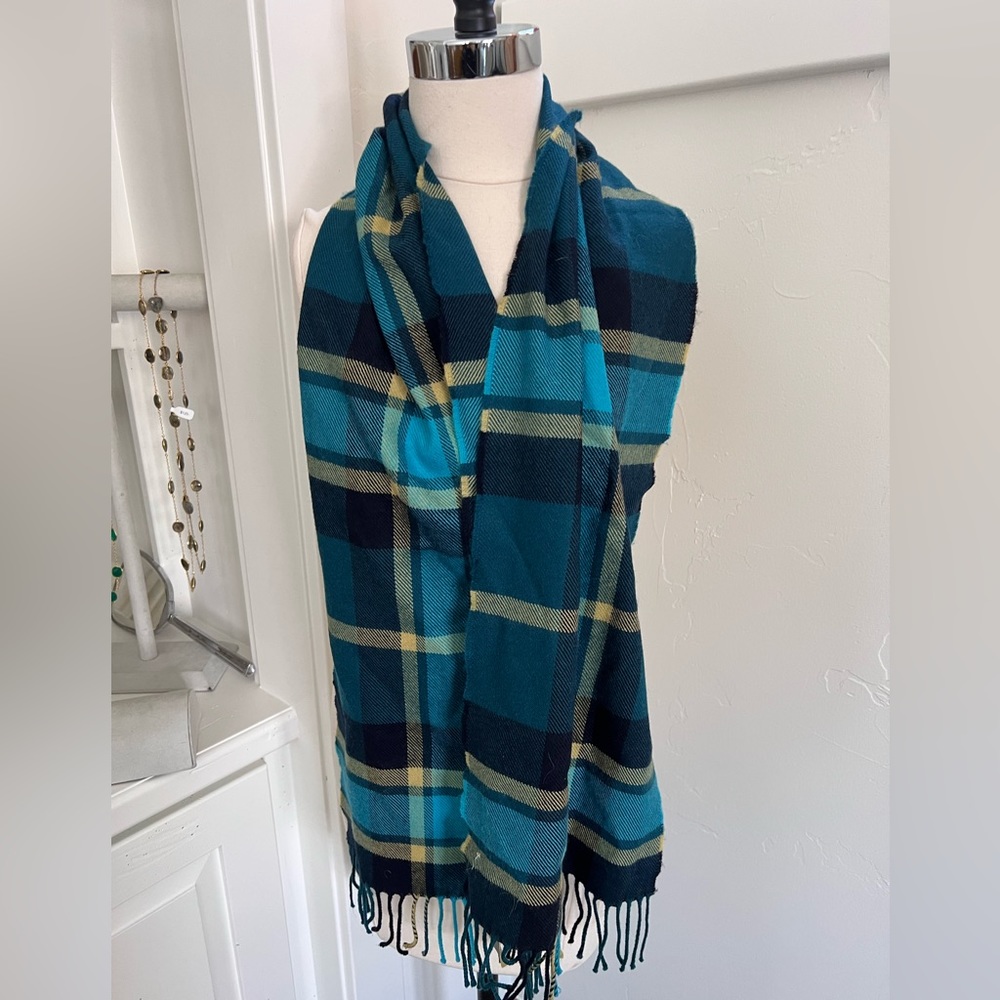 Foxford of Ireland wool scarf
